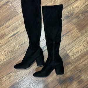 Tall high heels black boots - 8M - knee length